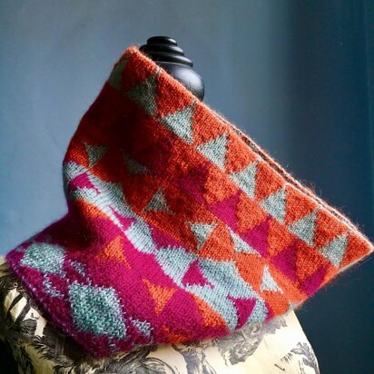 Burano Cowl