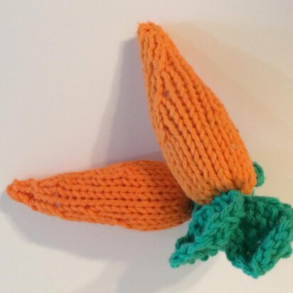 Knitted Carrot - for your Bunny