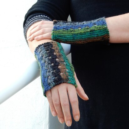 Emmentaler Fingerless Gloves