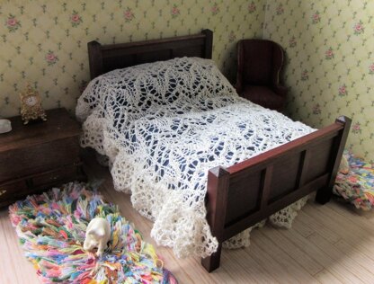 1:12th scale Lace bed set