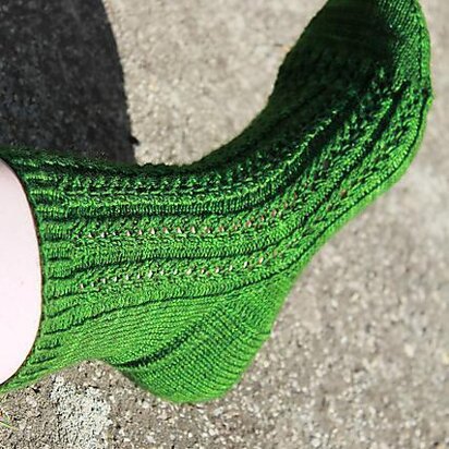 Neptune's Necklace Socks - knitting pattern