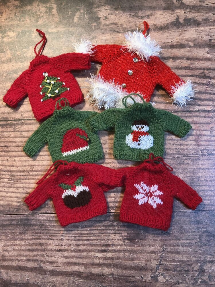 Christmas Jumper Tree Ornaments Knitting pattern by Cathy
