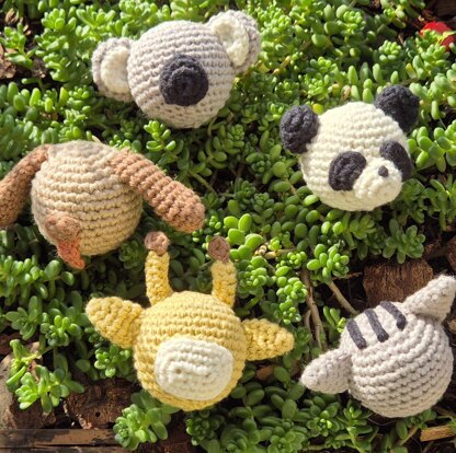 Keychain Figure Dolls Angel Cat Dog Dragon Elf Fox Giraffe Horse Koala Llama Panda Reindeer Santa Triceratops Unicorn Christmas crochet amigurumi