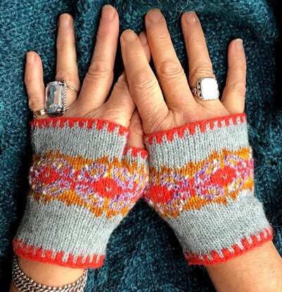 Bobby's Grandma's Bouclé & Companion Wristwarmers