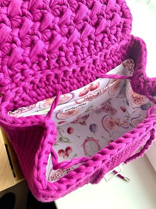 Crochet Backpack Pattern with Lining