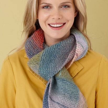 Directional Colors Scarf in Lion Brand Amazing - L0587B