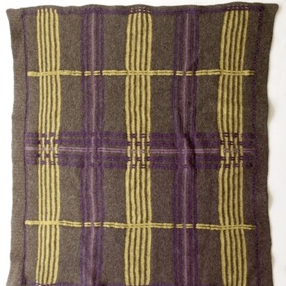Felted Plaid Blanket in Lion Brand Fishermen's Wool - 80302AD