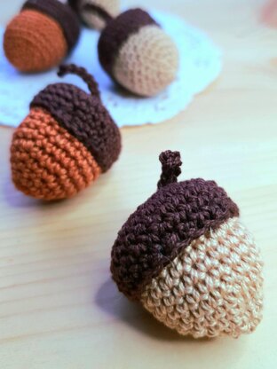 Acorn ornament