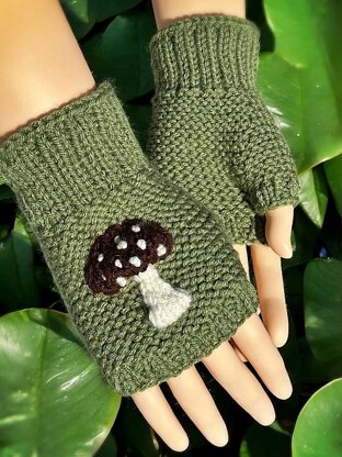 Mushroom Fingerless Gloves