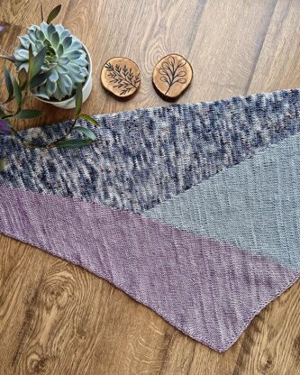 Influencer Shawl