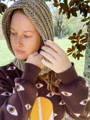 New Englander Hood Crochet Pattern