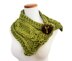 Knots and twists cowl