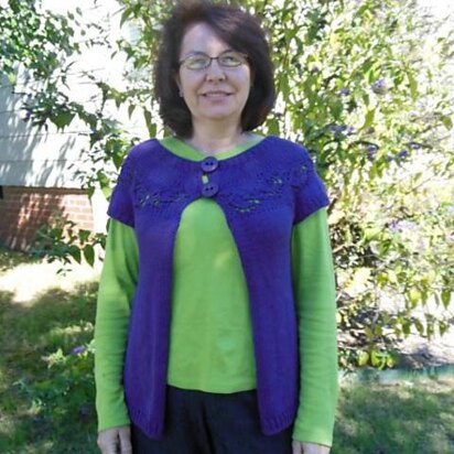 Leaf Me Alone, I'm Knitting Cardi Vest - knitting pattern