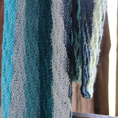 Koigu The Hall Shawl PDF