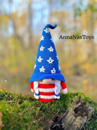 Patriotic gnome USA (girl)