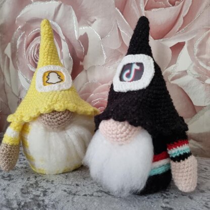 TikTok & Snapchat Gnomes (The Social Gnomes Collection)