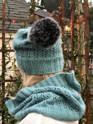 Zephyr Hat & Cowl Set