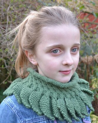 Leafy Child's Cowl