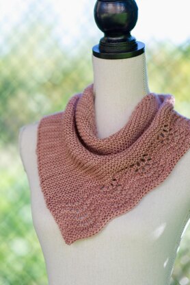 Pretty Little Cowl