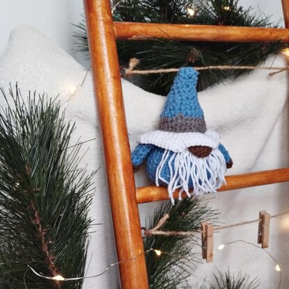 The Gnomes: Tom, Tim, Tam