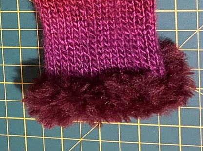 Fluff Trim Funk Mitts