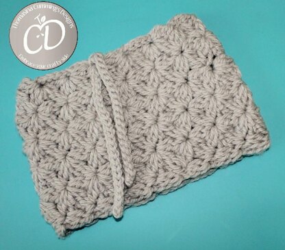 Flower Stitch Cowl