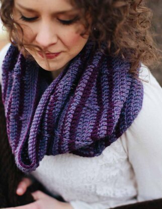 Trellisted Wisteria Cowl in Juniper Moon Farm Herriot - Downloadable PDF