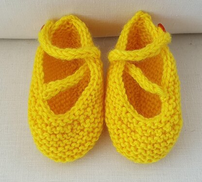 Erica - Baby shoes with buttoned straps