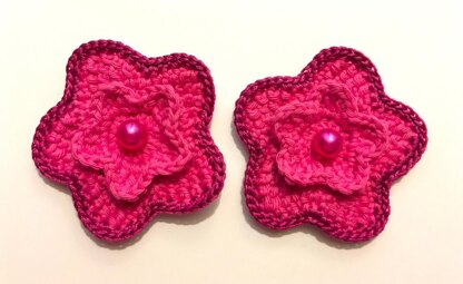 Flower applique I by HueLaVive