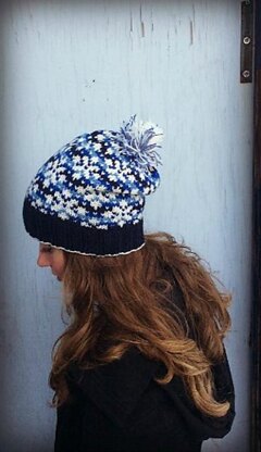 Snowflakes at Night Hat