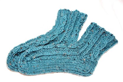 Jodi Cable Loom Knit Slipper Socks