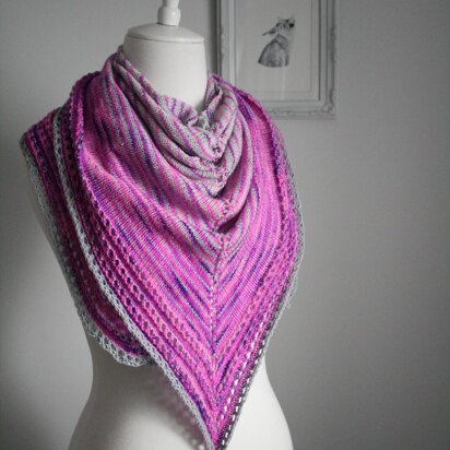 Out of line - knitting pattern