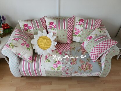 Daisy Cushion