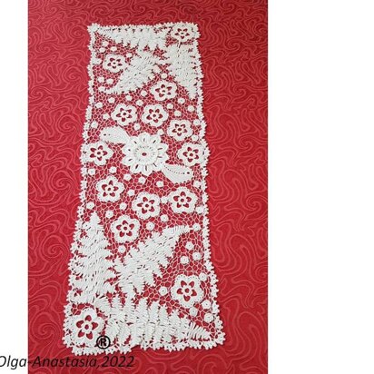 Irish crochet lace runner