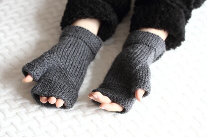 Accent Wrist Warmers