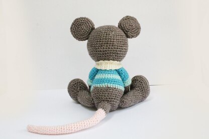 Amigurumi Crochet Mouse Pattern