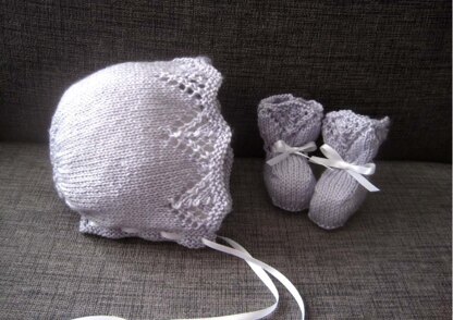 The Baby Bonnet & Booties Collection 2 E-Book (4-ply)