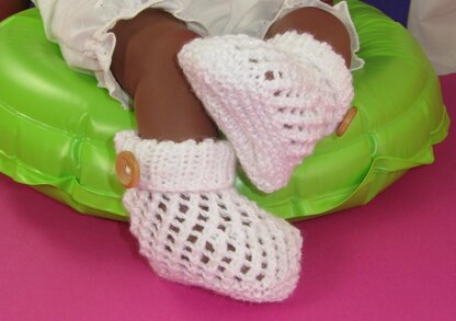 Easy Baby 1 Button Lacey Booties