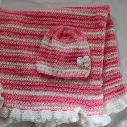 Strawberry Set. Baby Hat Blanket with Ruffle.