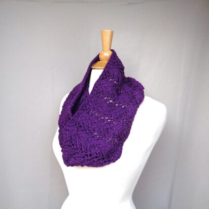 Fern Cowl