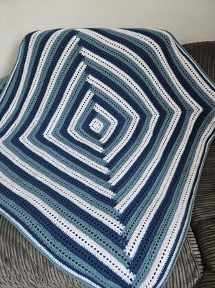 Filet Log Cabin Blanket