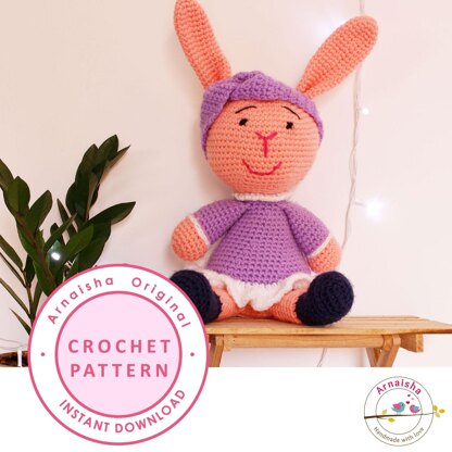 Rebecca Rabbit Amigurumi