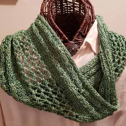 Verdilea - A Knitted Cowl