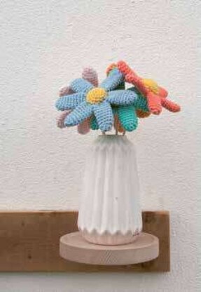 Crochet in the City by Annemarie Benthem