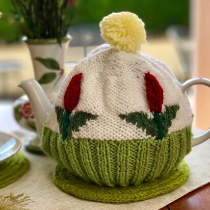 Tulip Tea Cosy in Patons Fab DK