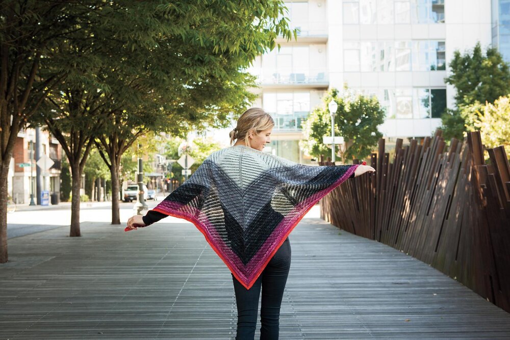 Gradience Shawl Knitting pattern by Holli Yeoh