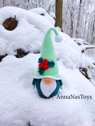 Christmas gnome 4