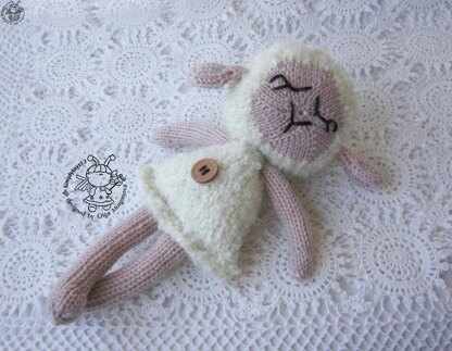 Whit Lamb for small babies