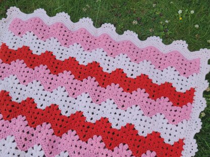 Strawberry Ripple Baby Blanket Afghan