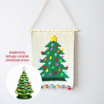 Vintage Christmas Tree Tapestry